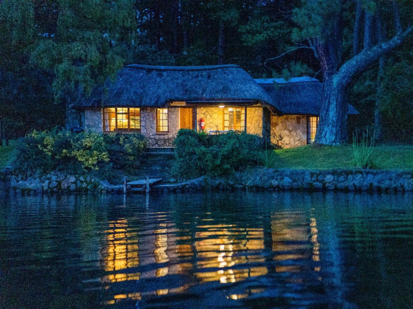 Lake Naverone Holiday Cottages Drakensberg Garden Exterior photo